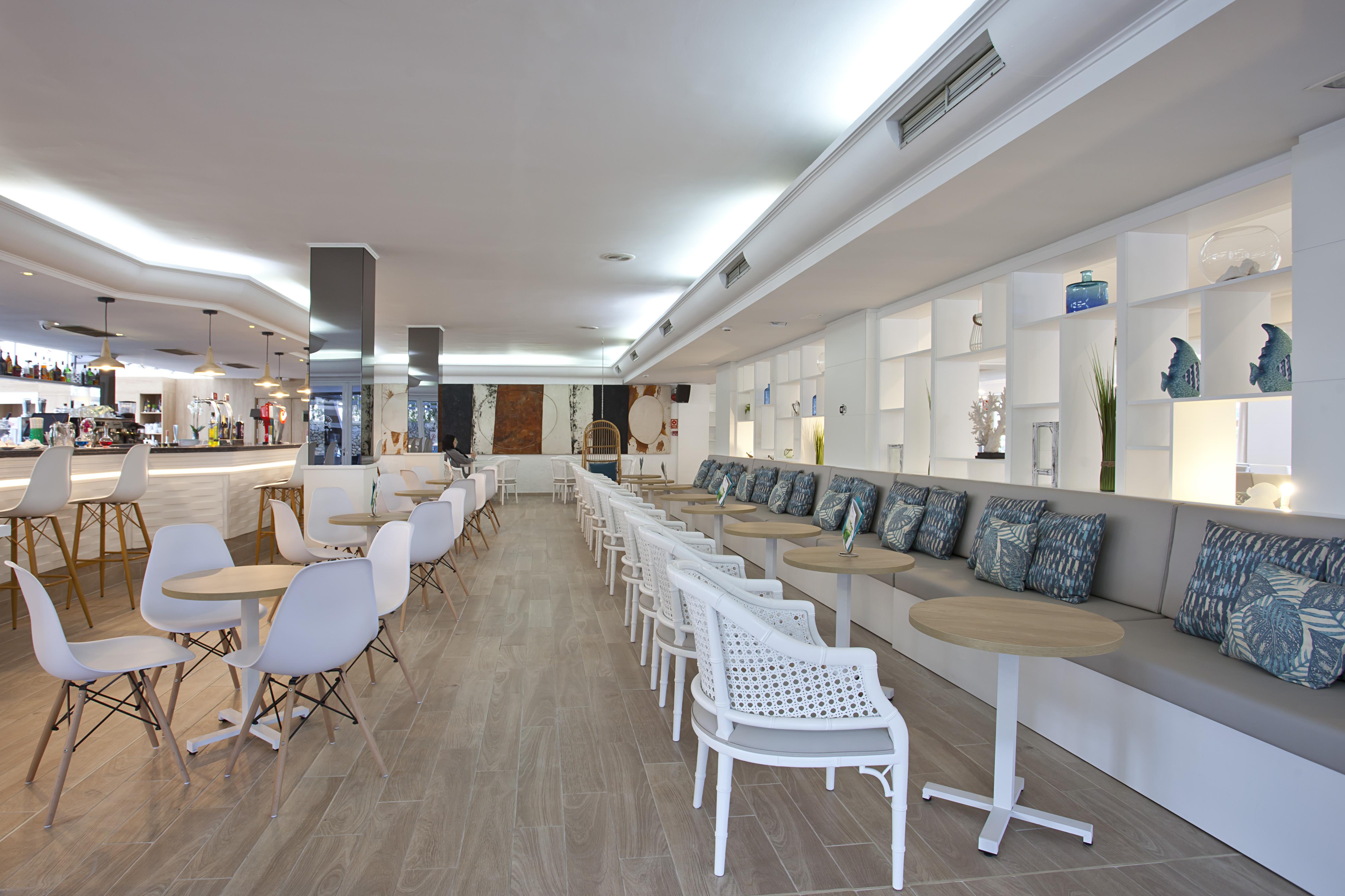 Bahia De Alcudia Hotel & Spa 阿尔库迪亚港 外观 照片