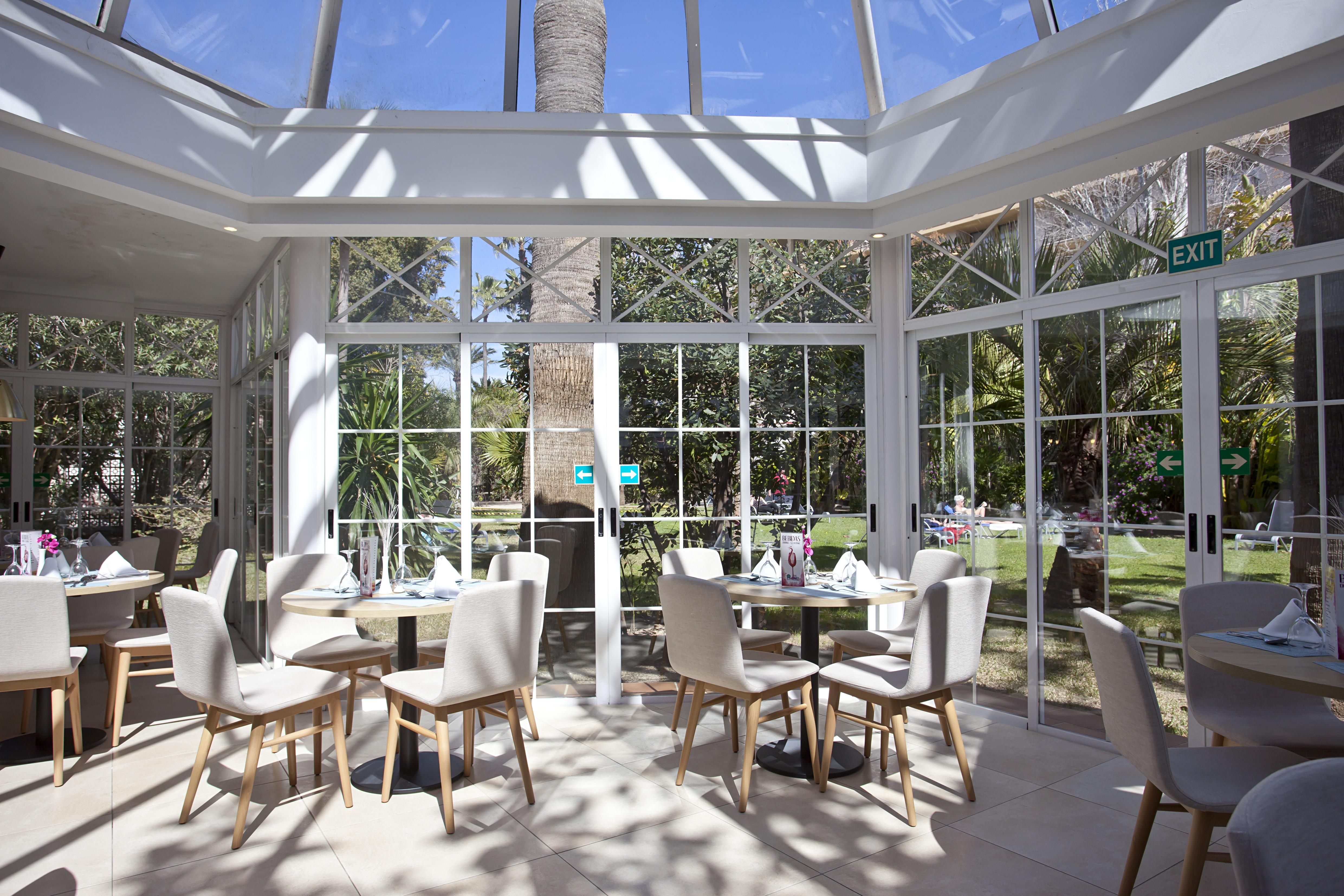 Bahia De Alcudia Hotel & Spa 阿尔库迪亚港 外观 照片