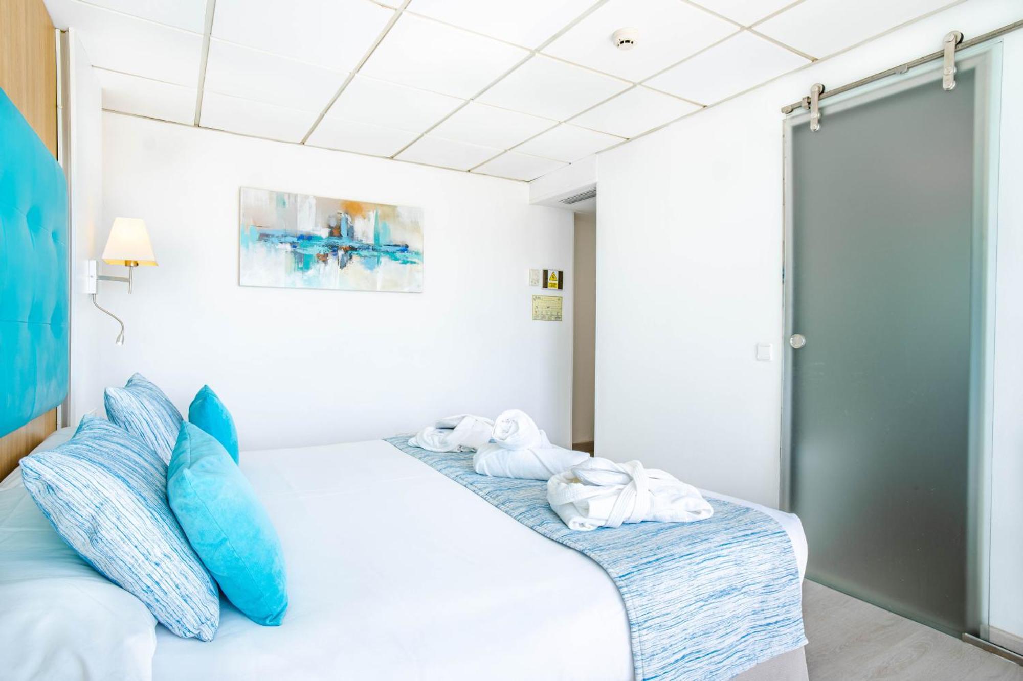 Bahia De Alcudia Hotel & Spa 阿尔库迪亚港 外观 照片