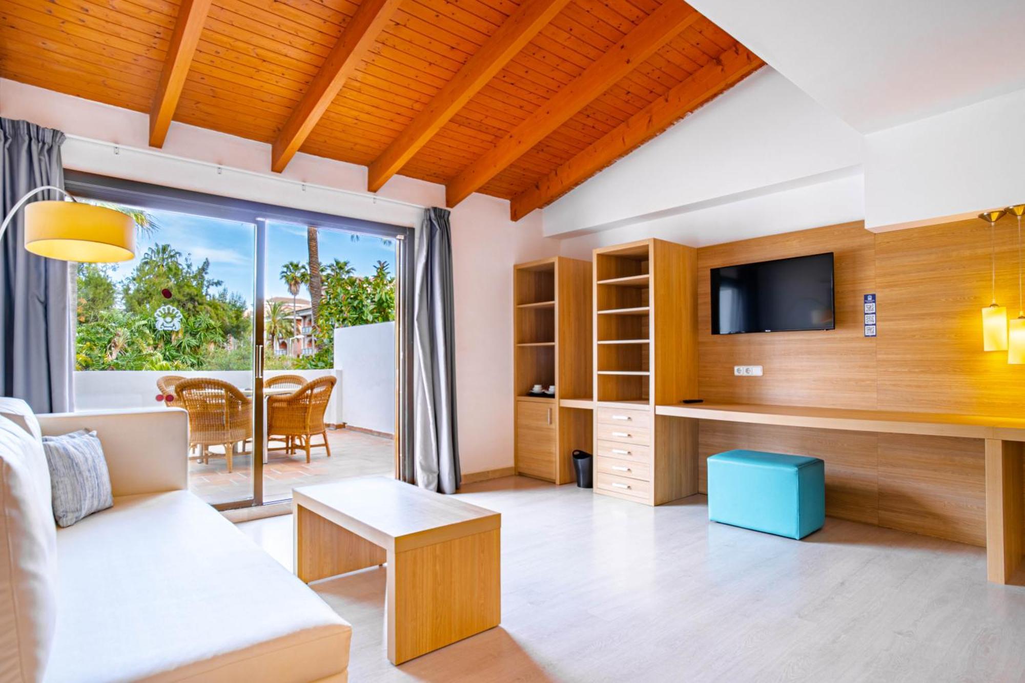 Bahia De Alcudia Hotel & Spa 阿尔库迪亚港 外观 照片