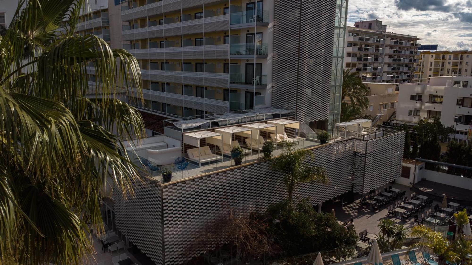 Bahia De Alcudia Hotel & Spa 阿尔库迪亚港 外观 照片